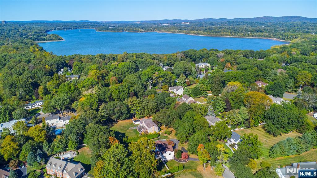 7 Herbst Road Old Tappan, NJ 07675 - Photo 40 of 44