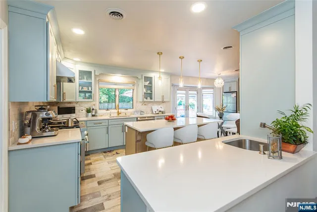 $1,599,900 | 7 Herbst Road, Old Tappan, NJ 07675