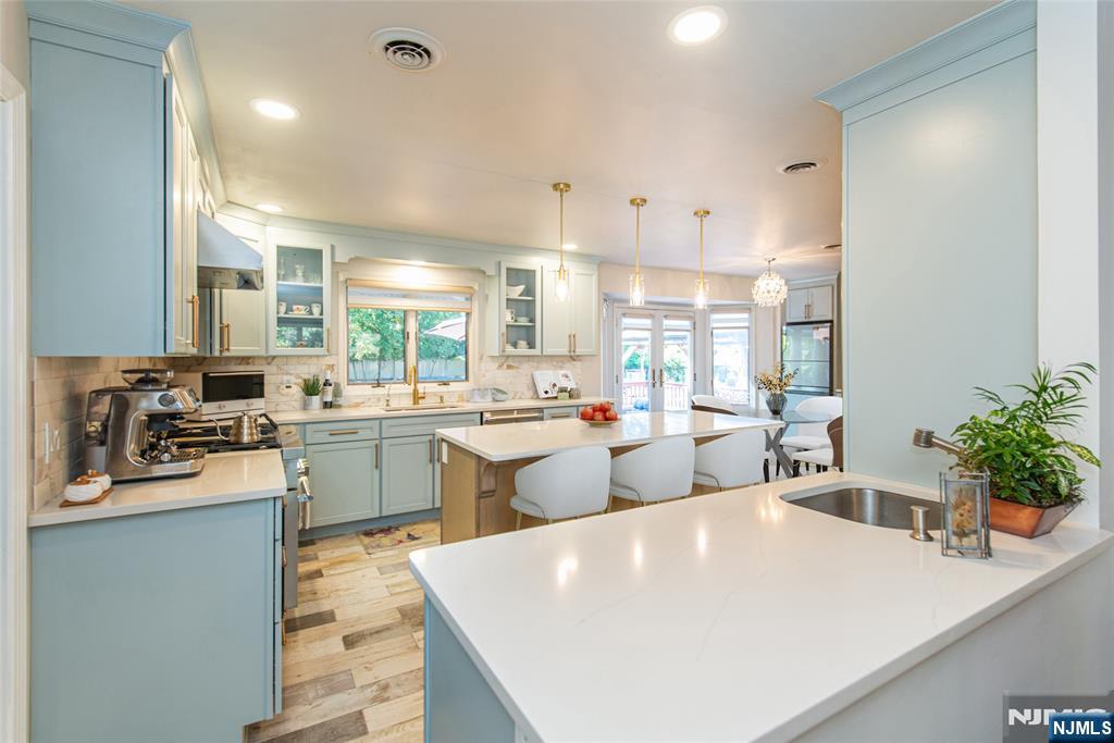 7 Herbst Road Old Tappan, NJ 07675 - Photo 5 of 44