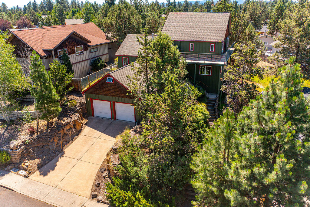 1633 Southeast Virginia Road Bend, OR 97702 - Photo 1 of 58 RileyVisuals-37