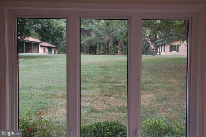 3016 Rectortown Road Marshall, VA 20115 - Photo 11 of 27 Interior (General)