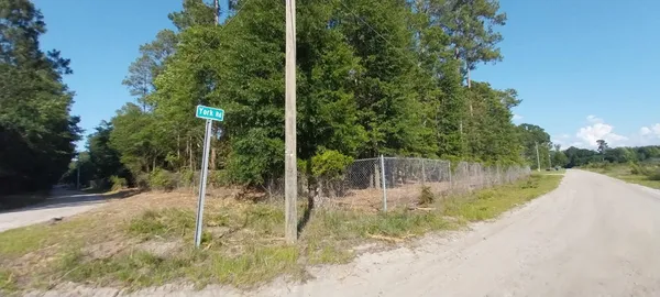 $15,000 | 5540 York Road, Marion, SC 29571