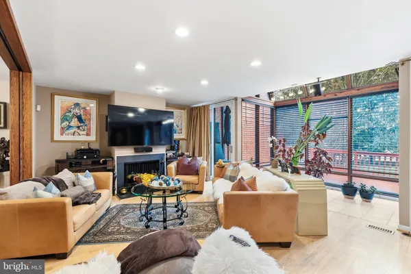 $549,000 | 410 Old Crossing Drive, Baltimore, MD 21208
