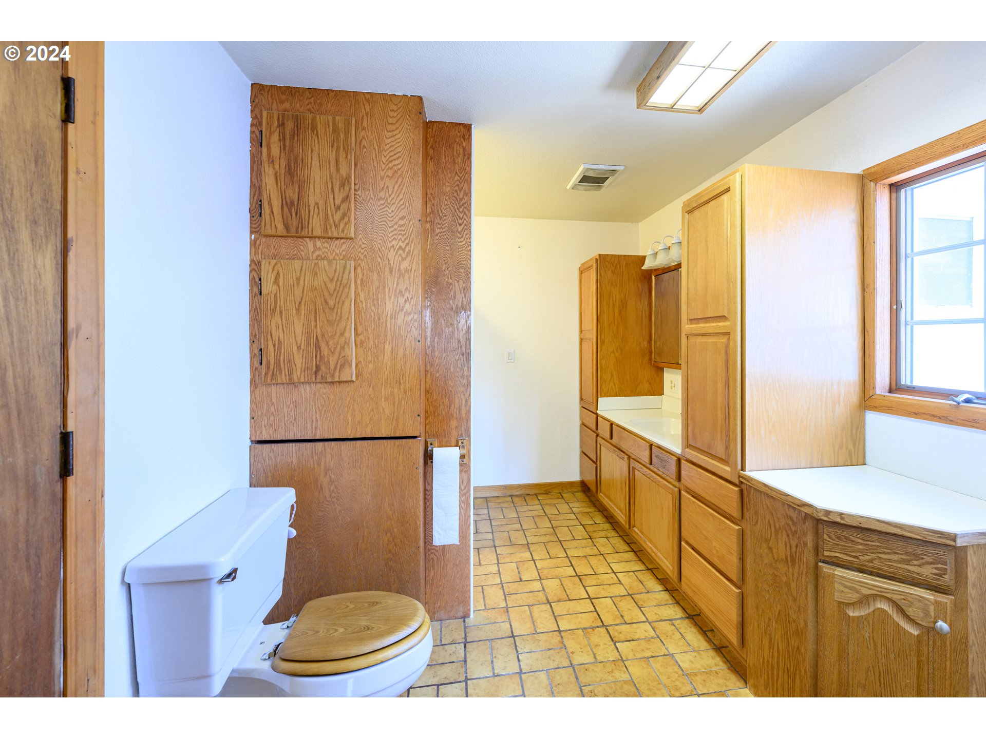 5170 C Street Springfield, OR 97478 - Photo 24 of 34