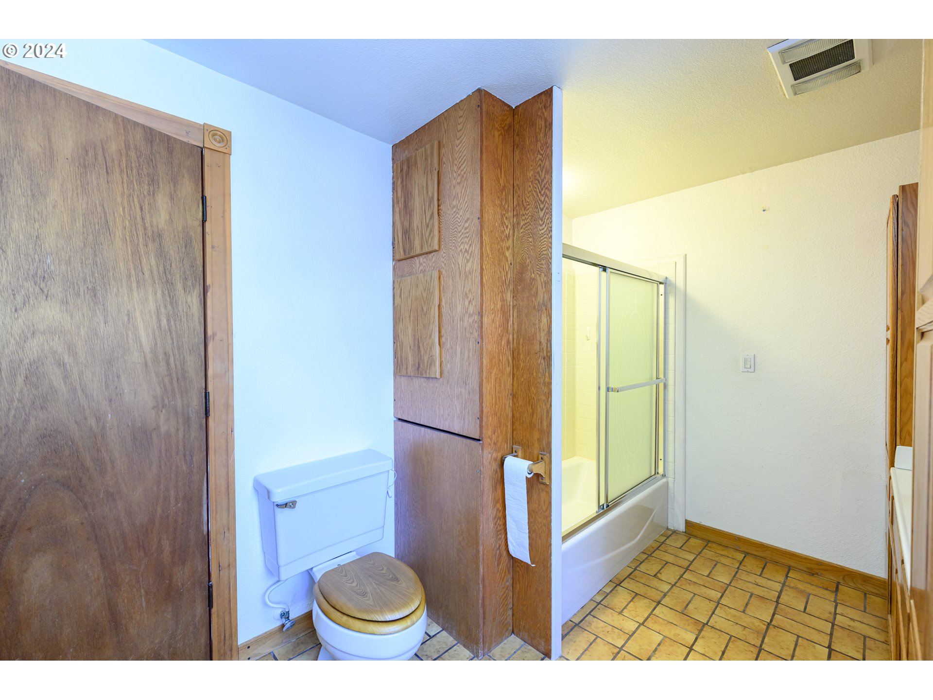 5170 C Street Springfield, OR 97478 - Photo 25 of 34