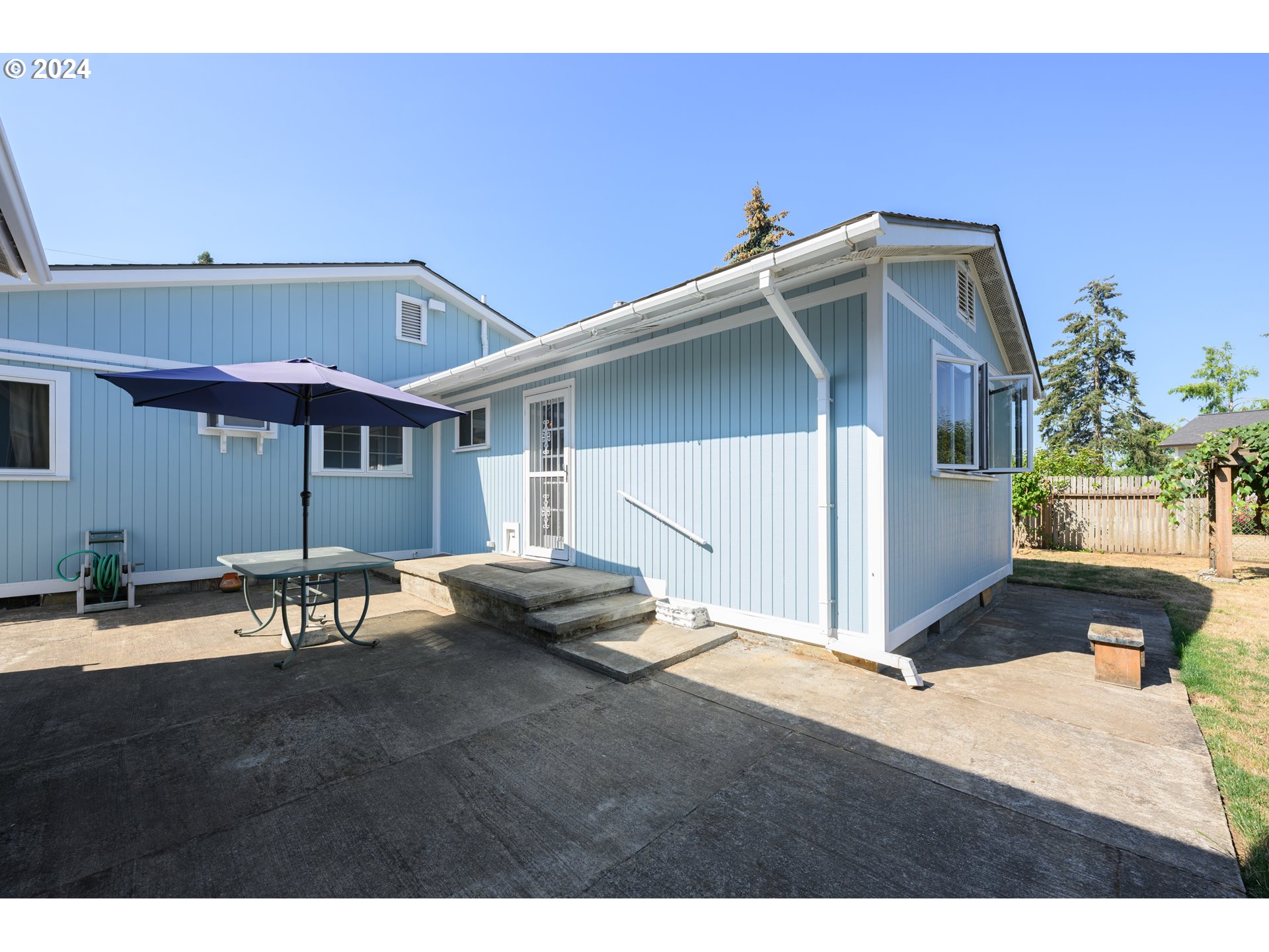 5170 C Street Springfield, OR 97478 - Photo 5 of 34