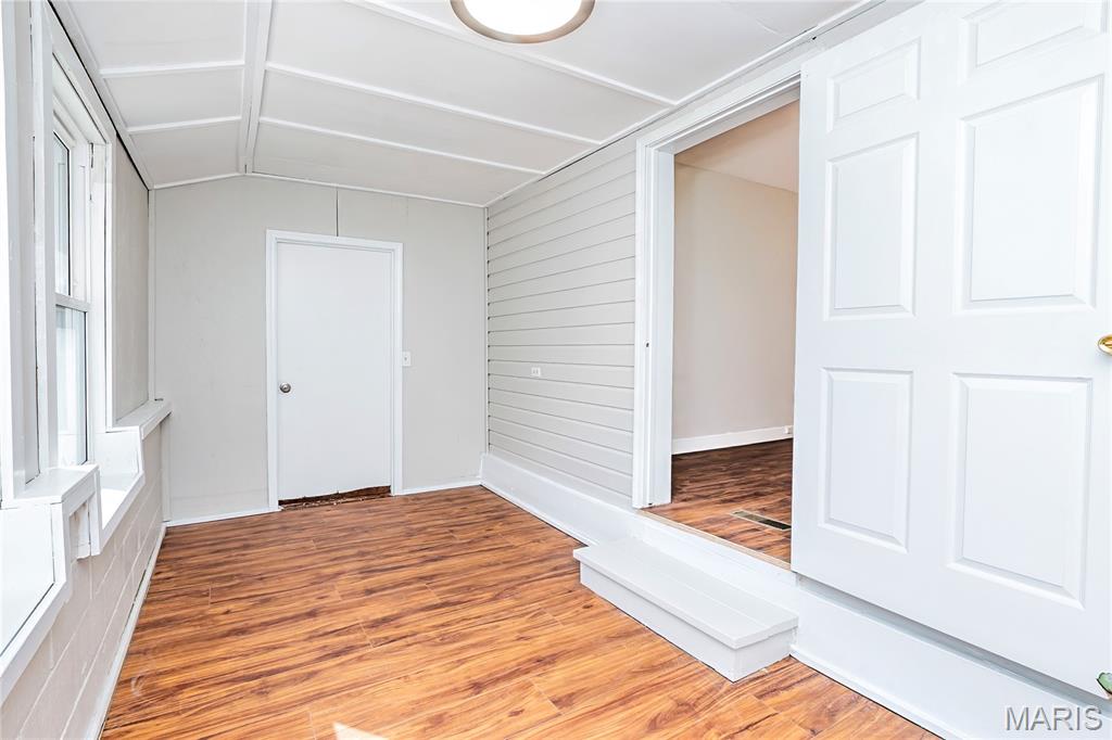 7000 Twin River Road Eureka, MO 63025 - Photo 15 of 48