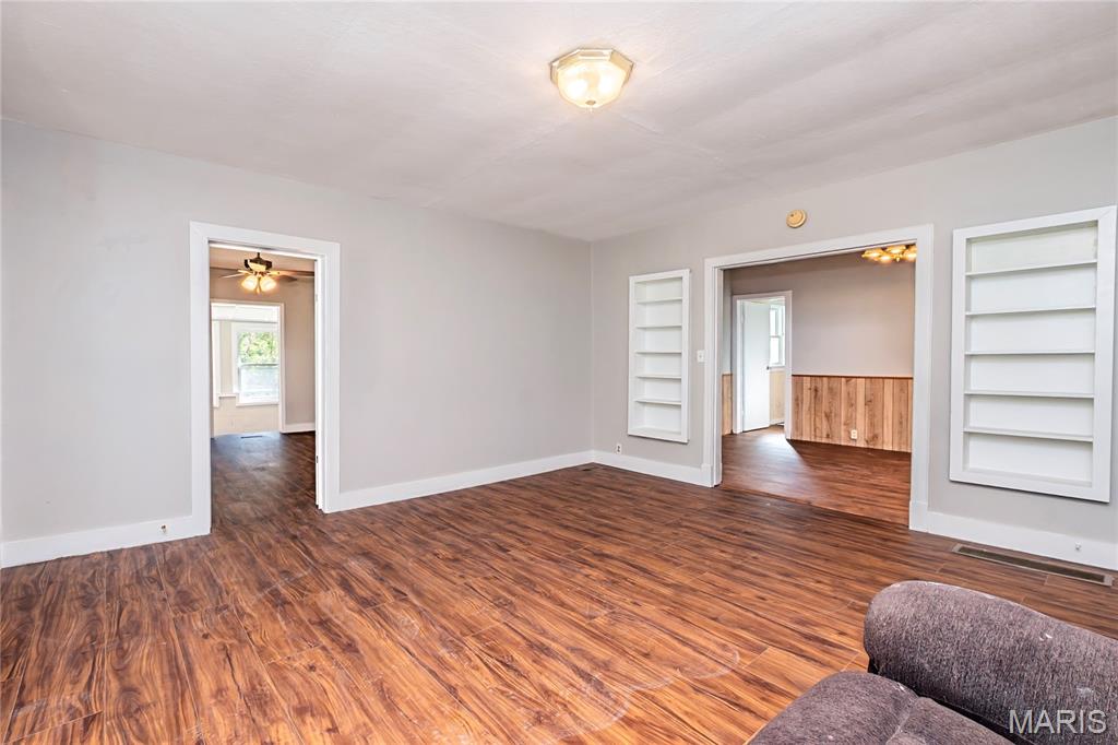 7000 Twin River Road Eureka, MO 63025 - Photo 4 of 48