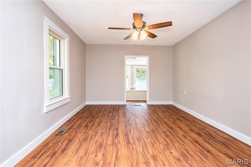 7000 Twin River Road Eureka, MO 63025 - Photo 5 of 48