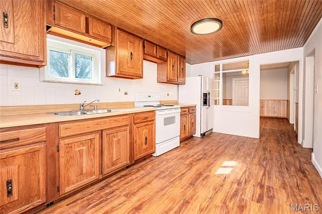 $259,900 | 7000 Twin River Road, Eureka, MO 63025