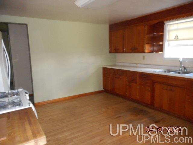 29162 South Wasas Road Mass City, MI 49948 - Photo 3 of 30
