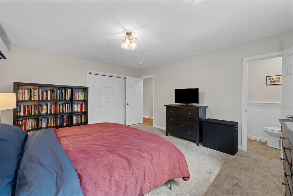 78 Asnebumskit Road Paxton, MA 01612 - Photo 19 of 39