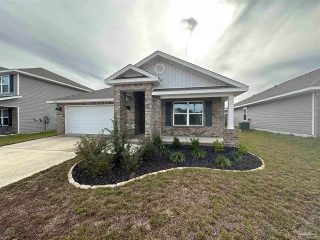 $2,075 | 5565 Lancelot Trail, Milton, FL 32583