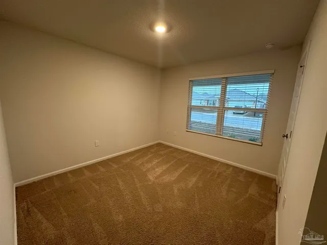 $2,075 | 5565 Lancelot Trail, Milton, FL 32583