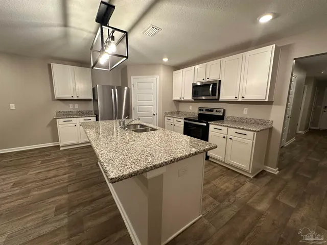 $2,075 | 5565 Lancelot Trail, Milton, FL 32583