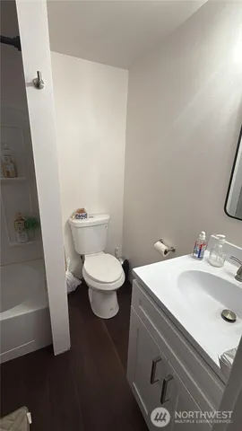 $180,000 | 23121 Edmonds Way, Unit 2, Edmonds, WA 98020