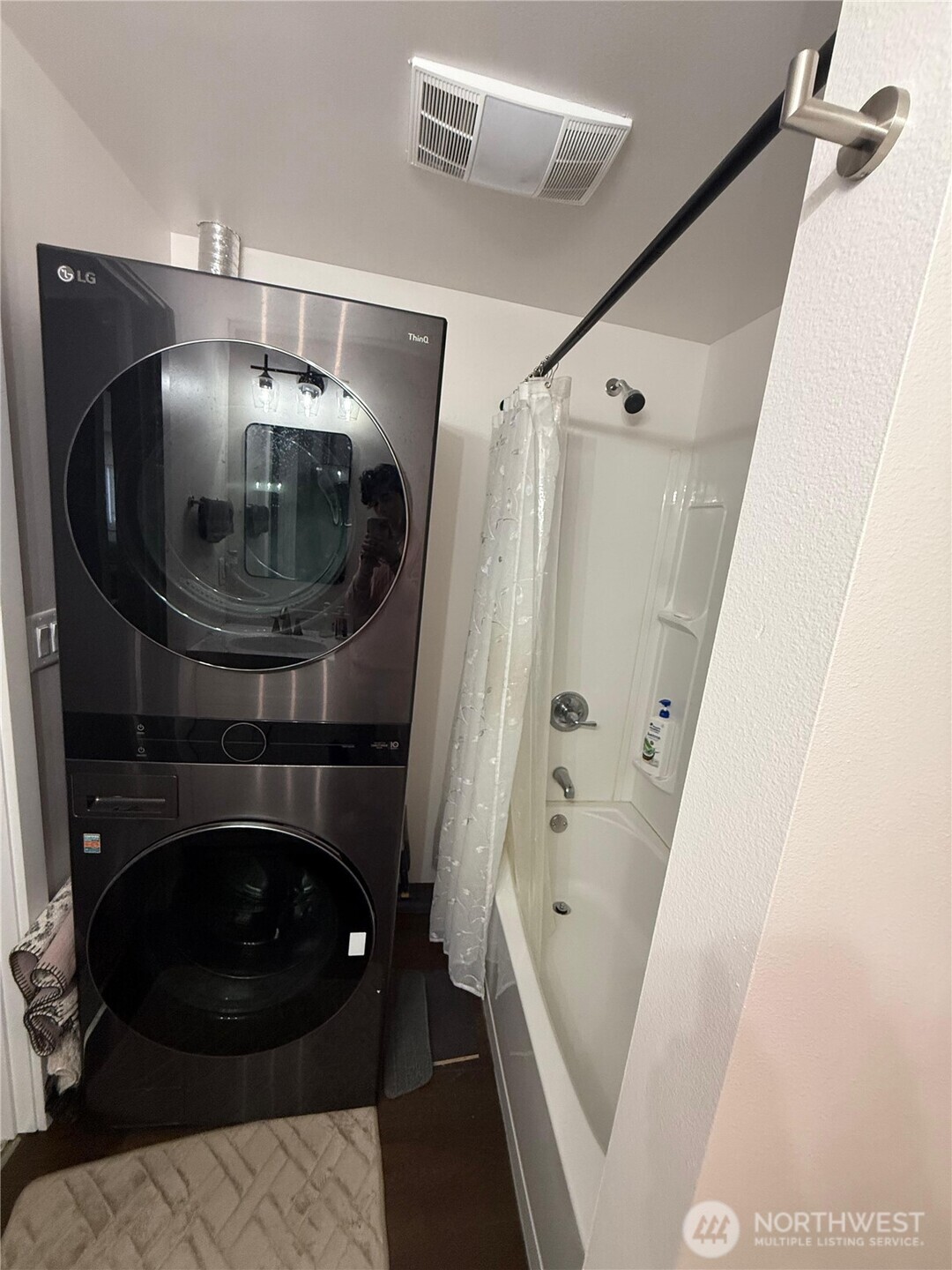 23121 Edmonds Way, Unit 2 Edmonds, WA 98020 - Photo 13 of 25