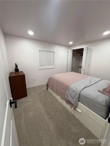 $180,000 | 23121 Edmonds Way, Unit 2, Edmonds, WA 98020