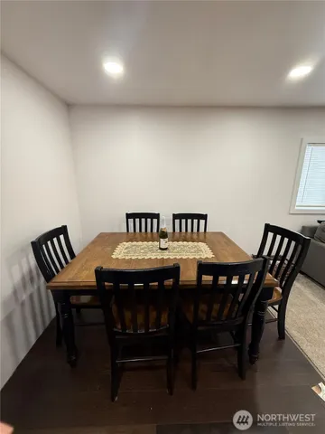 $180,000 | 23121 Edmonds Way, Unit 2, Edmonds, WA 98020