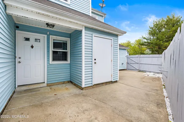 $3,650 | 15 Twain Court, Freehold, NJ 07728