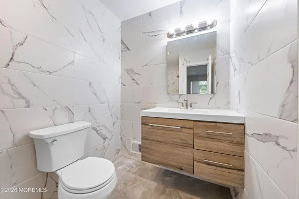 $3,650 | 15 Twain Court, Freehold, NJ 07728