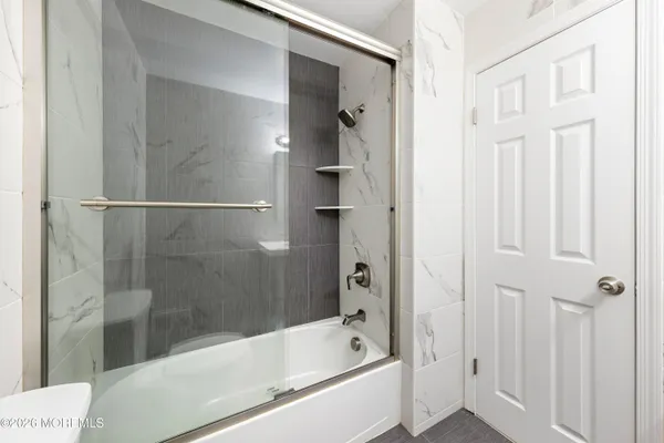 $3,650 | 15 Twain Court, Freehold, NJ 07728