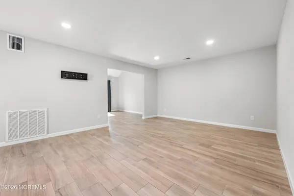 $3,650 | 15 Twain Court, Freehold, NJ 07728