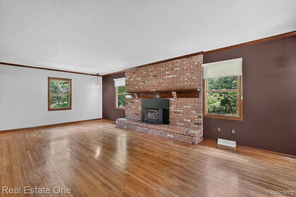 6039 Fish Lake Road Holly, MI 48442 - Photo 6 of 71 Gallery Image 6