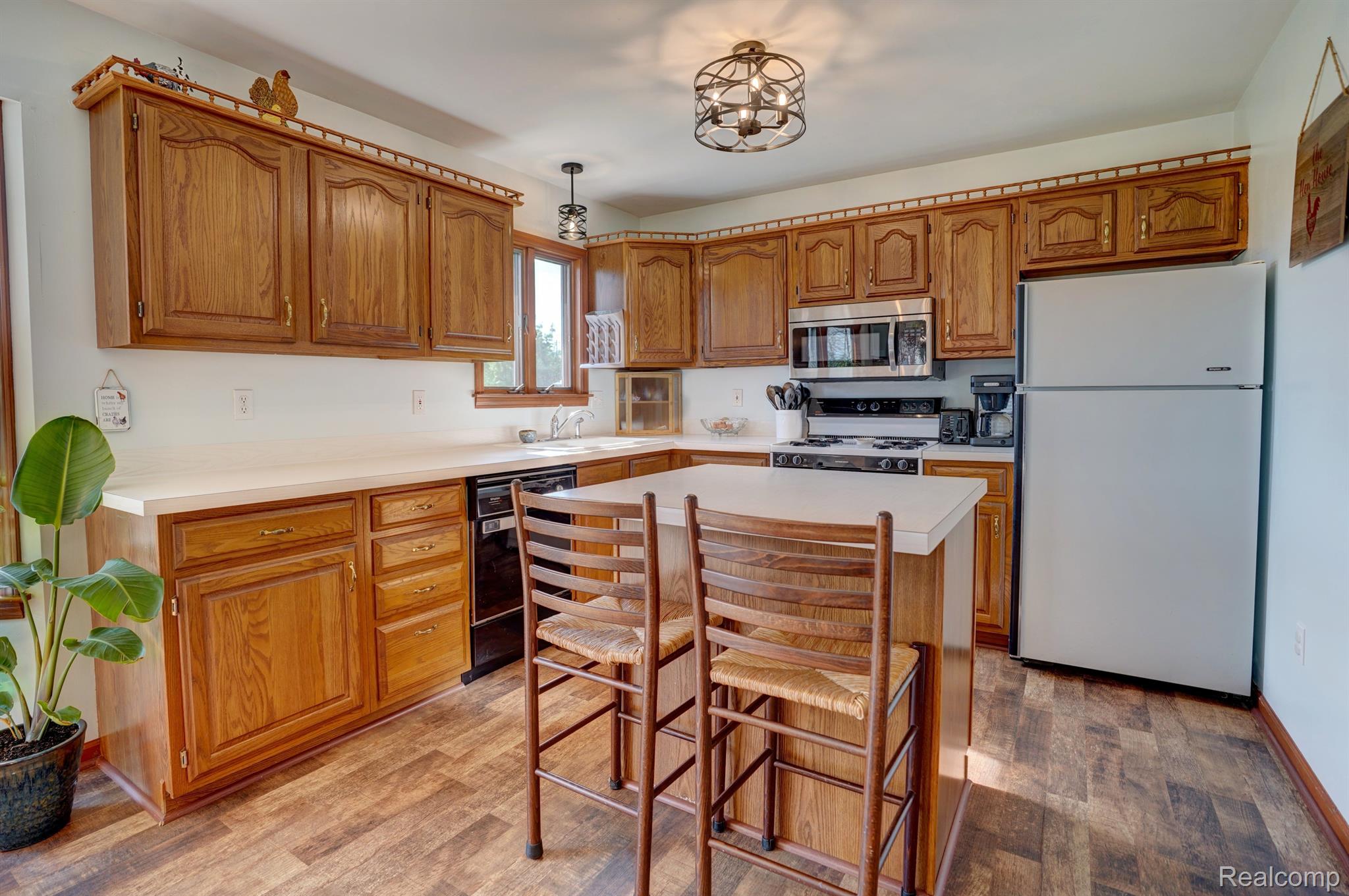 7316 East Potter Road Davison, MI 48423 - Photo 8 of 64 Gallery Image 8