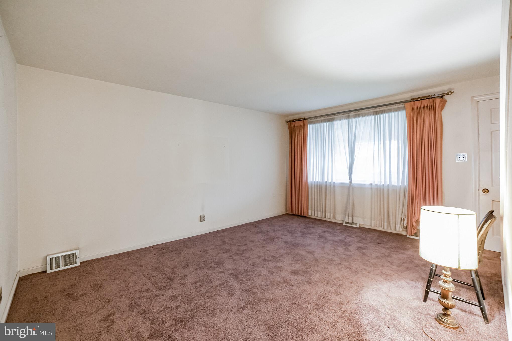113 East Garrison Road Brookhaven, PA 19015 - Photo 7 of 45 Gallery Image 7