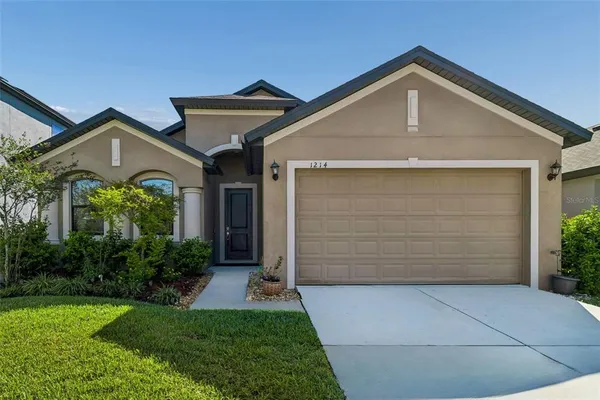 $439,777 | 1214 Florablu Drive, Seffner, FL 33584