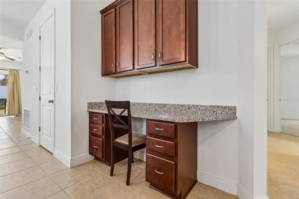 $439,777 | 1214 Florablu Drive, Seffner, FL 33584