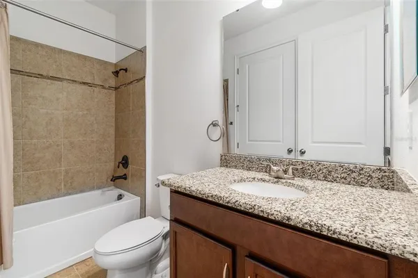 $439,777 | 1214 Florablu Drive, Seffner, FL 33584