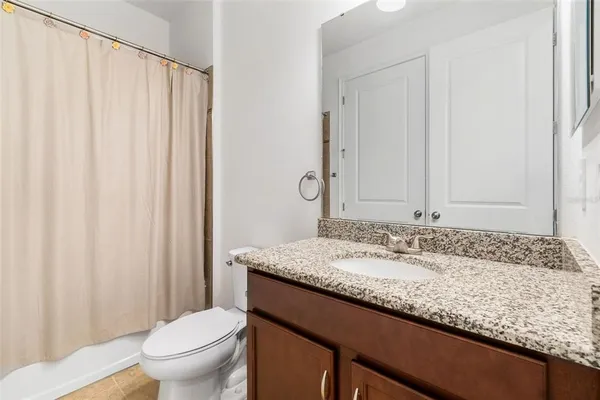 $439,777 | 1214 Florablu Drive, Seffner, FL 33584