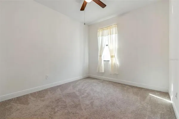 $439,777 | 1214 Florablu Drive, Seffner, FL 33584