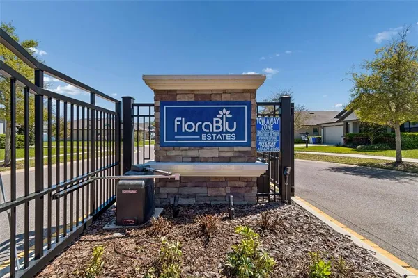 $439,777 | 1214 Florablu Drive, Seffner, FL 33584