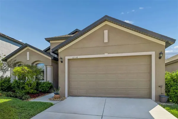 $439,777 | 1214 Florablu Drive, Seffner, FL 33584