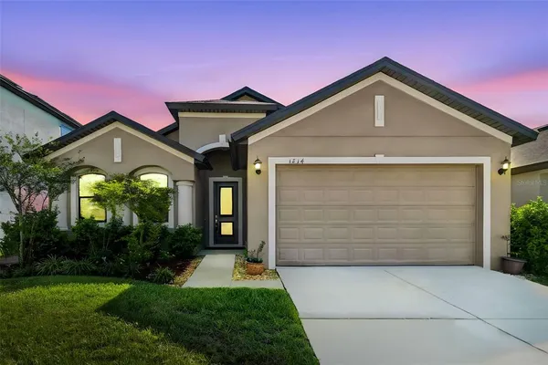 $439,777 | 1214 Florablu Drive, Seffner, FL 33584