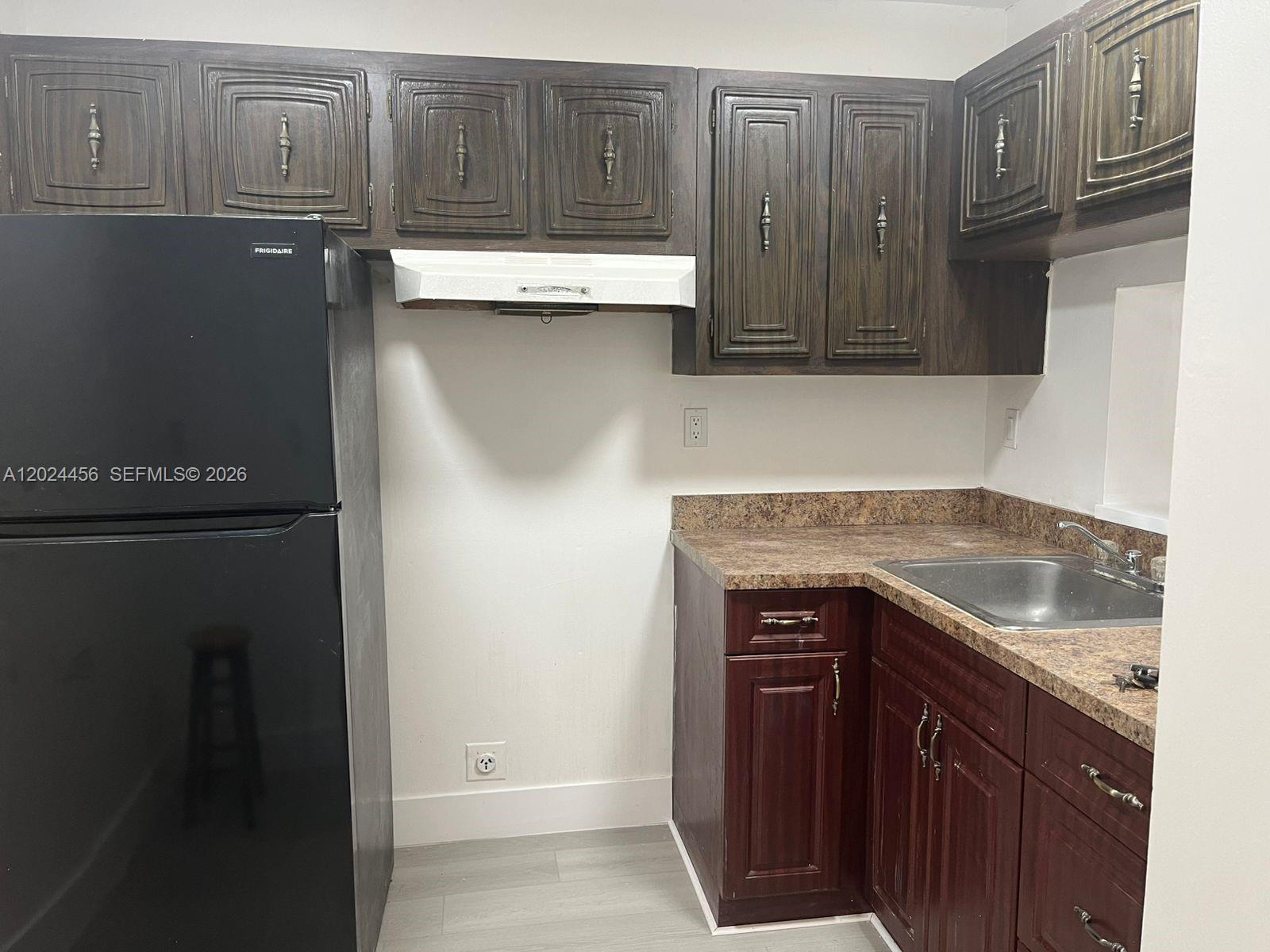484 Northwest 165th St Road, Unit A111 Miami, FL 33169 - Photo 33 of 40