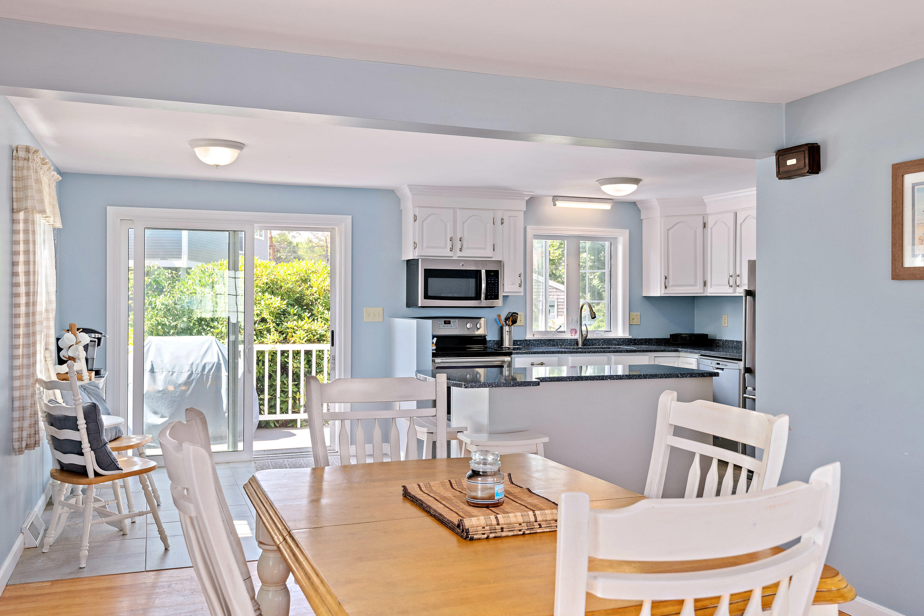252 Nubble Road York, ME 03909 - Photo 10 of 32 Dining Room