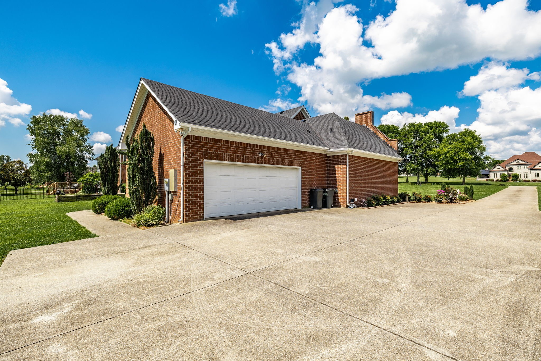 310 Rock Bridge Road Gallatin, TN 37066 - Photo 8 of 43 a view of a house with a yard