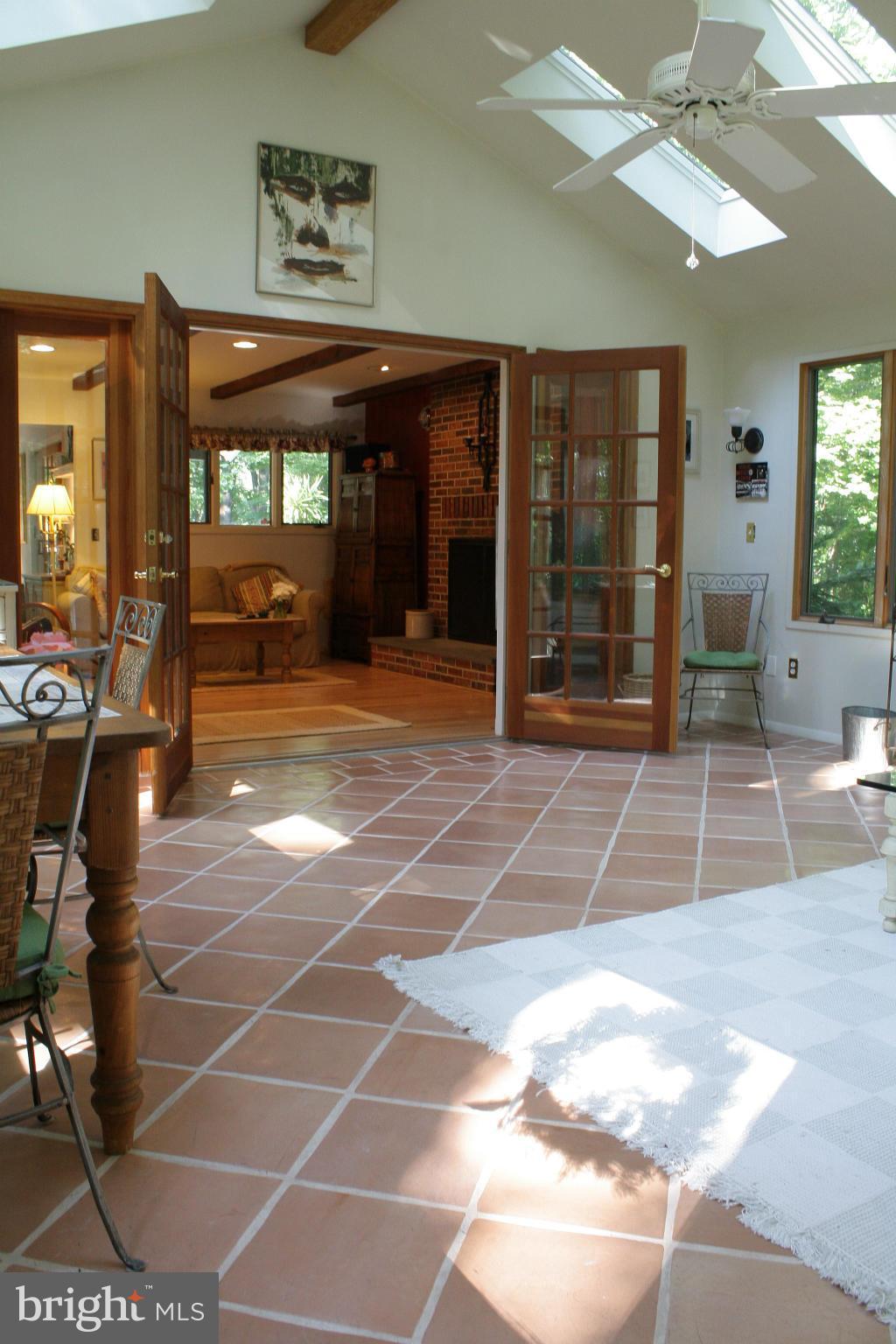 6 Rises Court Lutherville-Timonium, MD 21093 - Photo 14 of 30 Interior (General)
