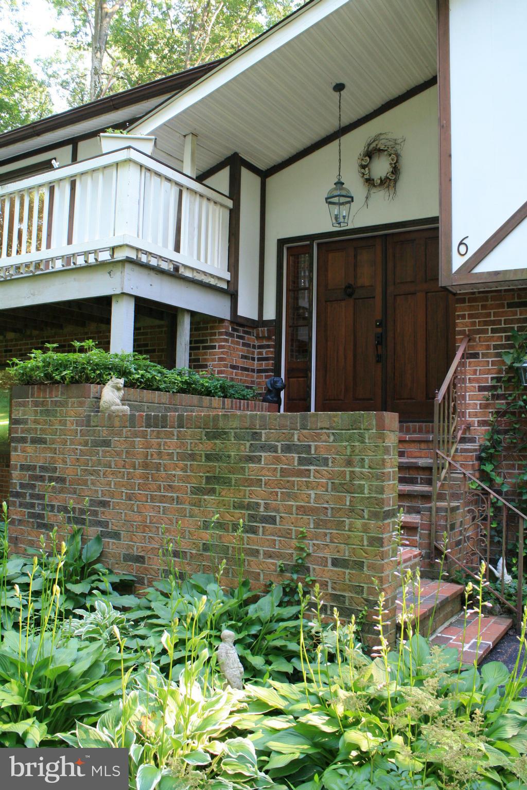 6 Rises Court Lutherville-Timonium, MD 21093 - Photo 3 of 30 Exterior (Front)