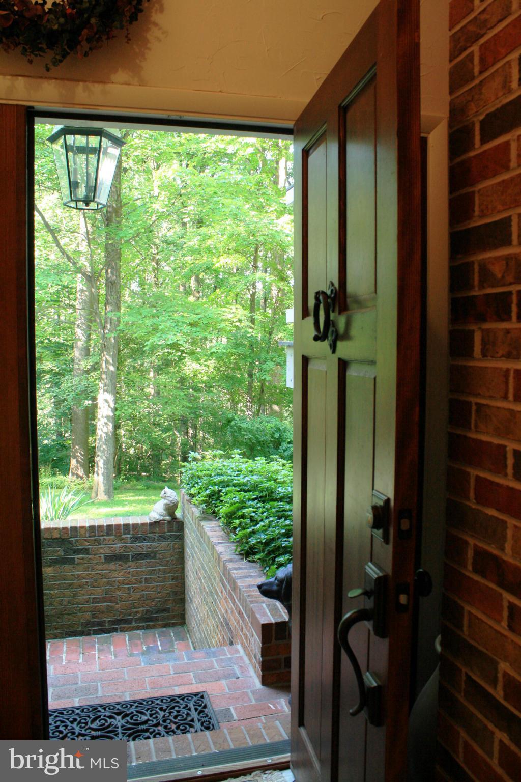 6 Rises Court Lutherville-Timonium, MD 21093 - Photo 5 of 30 Interior (General)