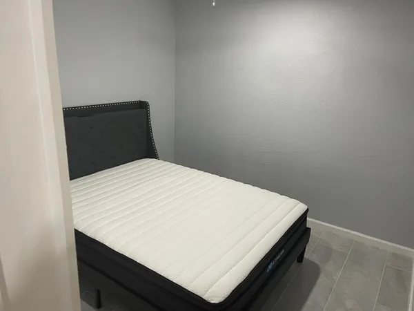 a close up view of washer and dryer