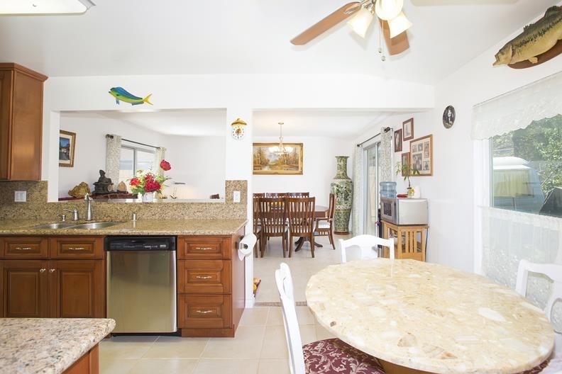 14228 Halper Road Poway, CA 92064 - Photo 6 of 23