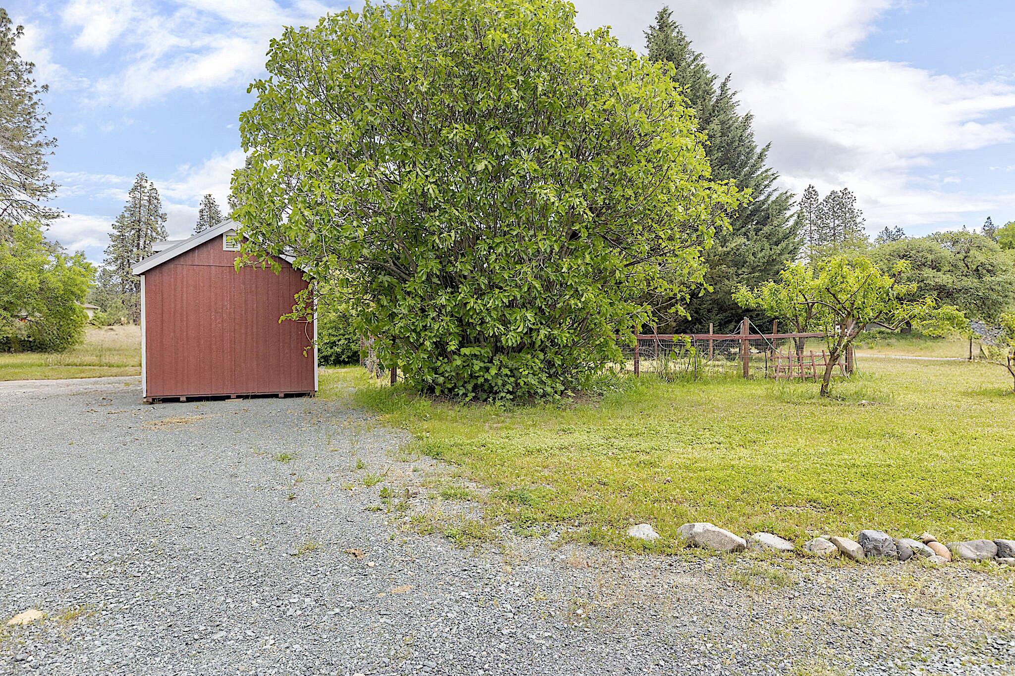 8720 Rogue River Highway Grants Pass, OR 97527 - Photo 43 of 51 38-web-or-mls-8720-rogue-river-hwy