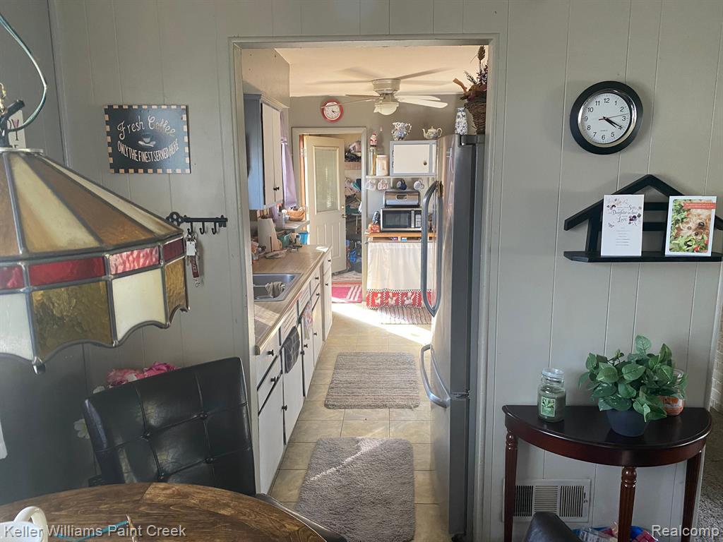 4615 Pelton Road Clarkston, MI 48346 - Photo 9 of 15