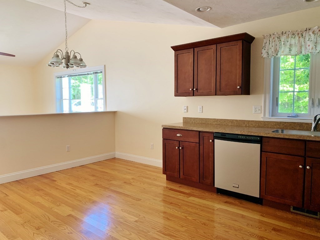 20 Mark Circle, Unit 20 Rutland, MA 01543 - Photo 4 of 14
