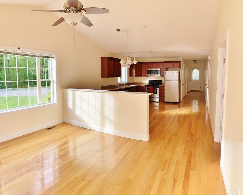 20 Mark Circle, Unit 20 Rutland, MA 01543 - Photo 7 of 14
